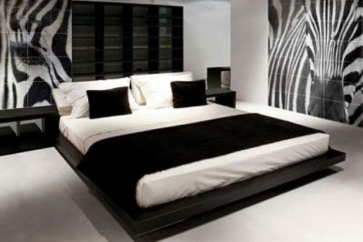 Decor phòng ngủ giường pallet phối tone đen